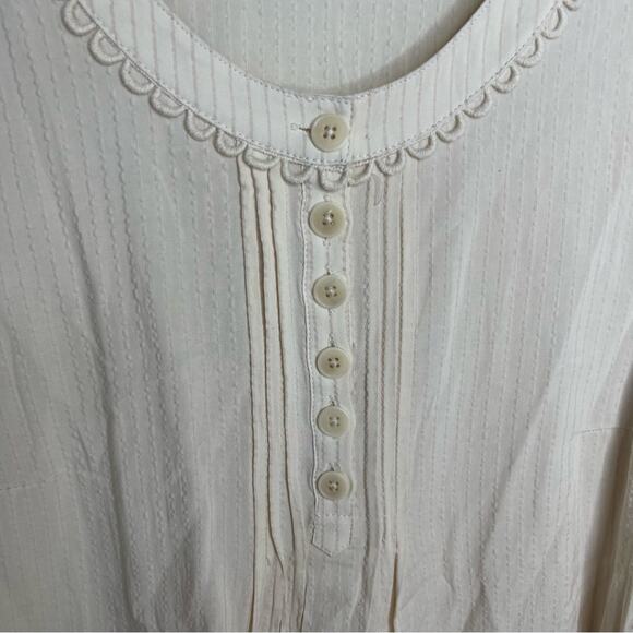 ModCloth Ivory Pintuck Button Down Dainty Long Sleeve Blouse Size Medium - Picture 3 of 8